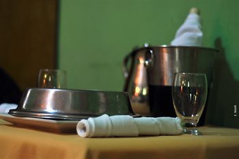 Room Service - Dining